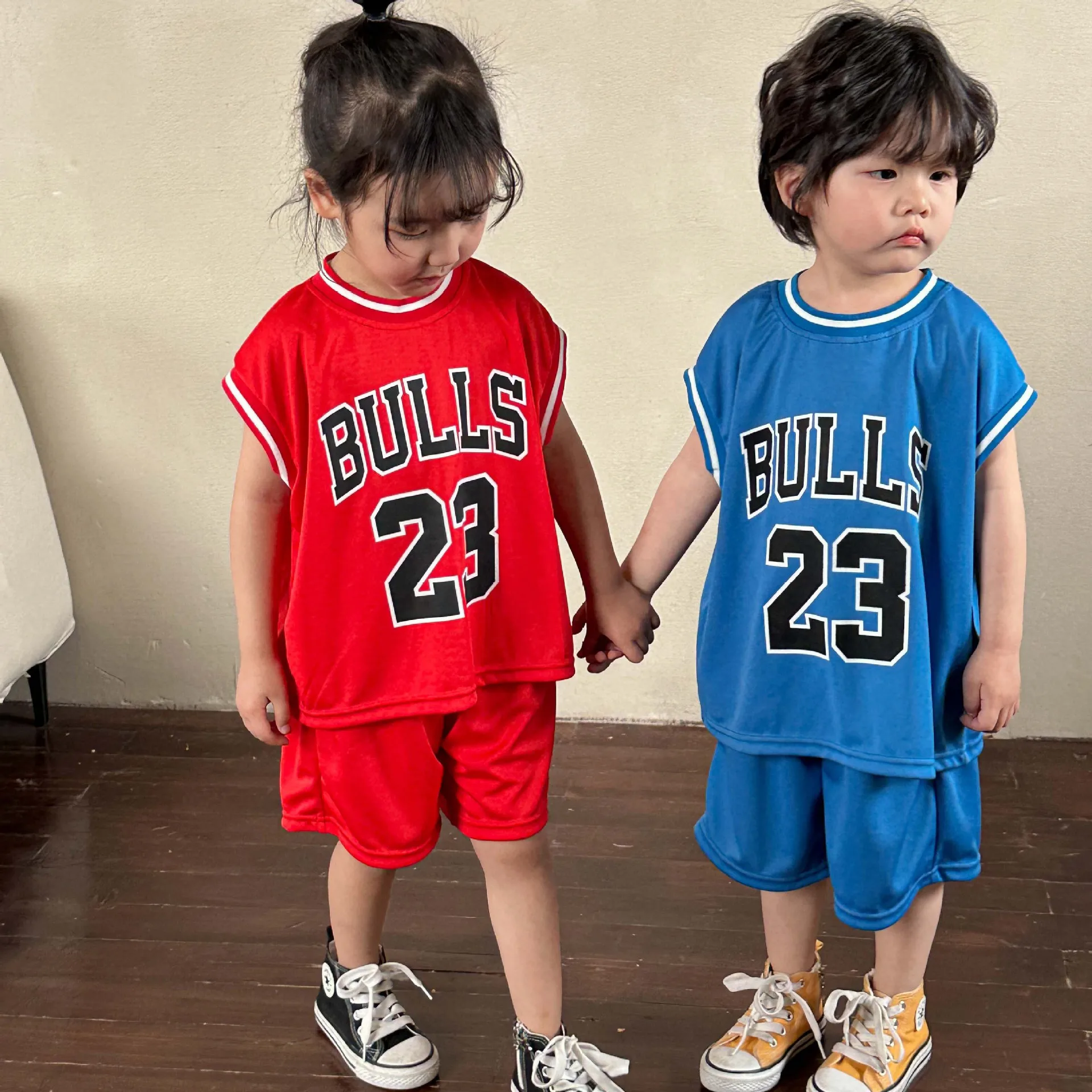 2023 Summer New Children Basketball Clothes Set Baby Boys Girls Figure Printed Top + Shorts 2pcs Suit Kids Sport Casual Outfits
2023 Summer New Children Basketball Clothes Set Baby Boys Girls Figure Printed Top + Shorts 2pcs Suit Kids Sport Casual Outfits