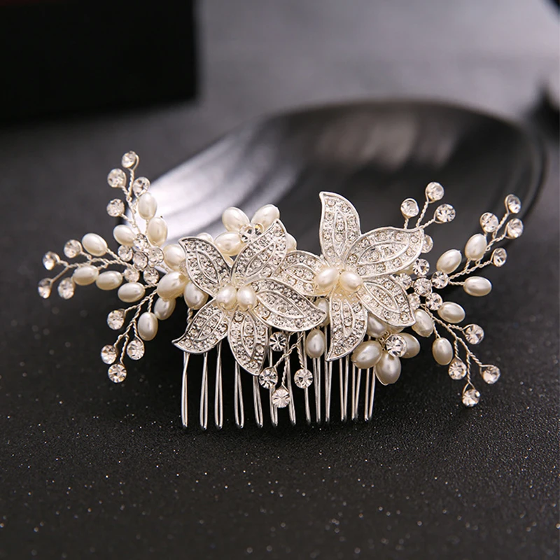 Beautiful Star shape style pearl hair combs Wedding hair jewely women summer Headdress Bridal hair accessories
Beautiful Star shape style pearl hair combs Wedding hair jewely women summer Headdress Bridal hair accessories