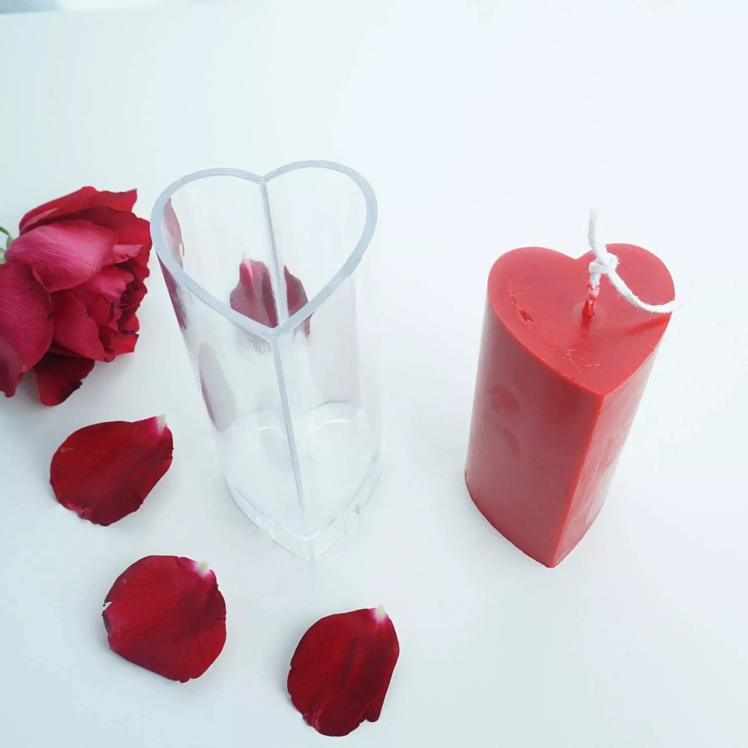 Handmade Candle Mold 3D Heart Shape Columnar Plastic Acrylic Candle Making Mould Aroma Wax Soap Molds Chocolate Cake Decor
Handmade Candle Mold 3D Heart Shape Columnar Plastic Acrylic Candle Making Mould Aroma Wax Soap Molds Chocolate Cake Decor