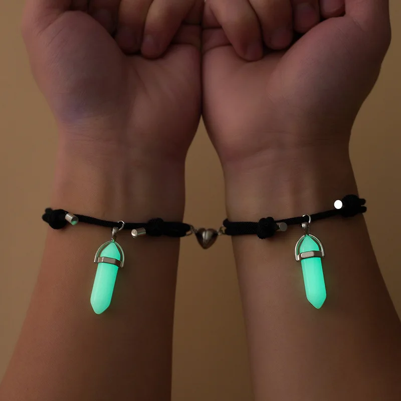 Glowing in Dark Luminous Pendant Couple Bracelet Heart Magnetic Bracelet For Lovers Women Men Girls Boys Valentine's Day Gift
Glowing in Dark Luminous Pendant Couple Bracelet Heart Magnetic Bracelet For Lovers Women Men Girls Boys Valentine's Day Gift