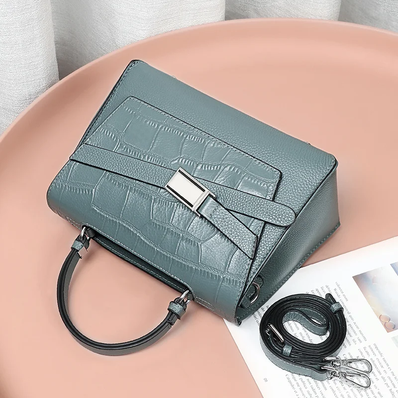 Women's Handbag Leather Summer Cross-body Bag 2022 New Luxury Brand Design Kelly Head Layer Cowhide Women's Handbag
Women's Handbag Leather Summer Cross-body Bag 2022 New Luxury Brand Design Kelly Head Layer Cowhide Women's Handbag