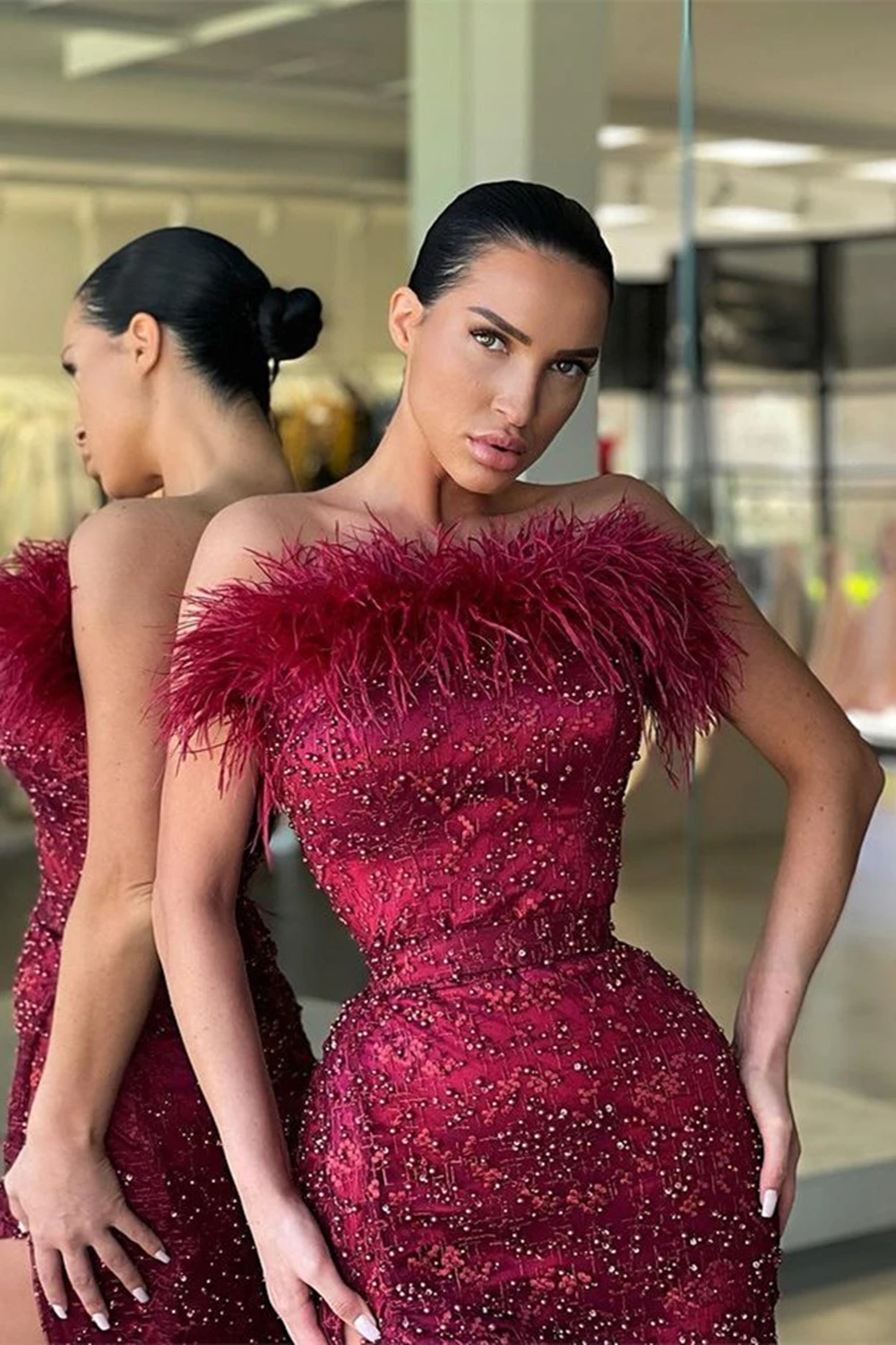 Stunning Strapless Burgundy Mermaid Split Prom Dress With Beads Feathers Luxury Evening Gown For Women Custom Vestidos De Gala
Stunning Strapless Burgundy Mermaid Split Prom Dress With Beads Feathers Luxury Evening Gown For Women Custom Vestidos De Gala