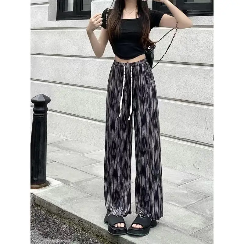Women's RetroTie-dye Wide-leg Pants Summer Ice Silk Loose Slimming Drape Casual Printed Trousers Harajuku Mopping Trendy Pants
Women's RetroTie-dye Wide-leg Pants Summer Ice Silk Loose Slimming Drape Casual Printed Trousers Harajuku Mopping Trendy Pants