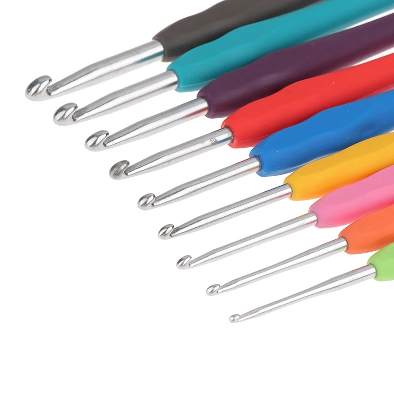 

1 шт. 2,5-6 мм крючки для вязания с резиновой ручкой, спицы для вязания, плетения, рукоделия, пряжи, инструменты для шитья, вязальные спицы для вязания крючком