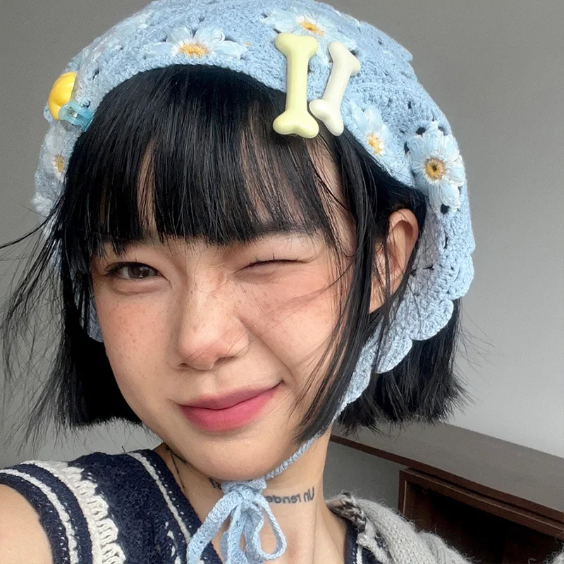 

2023 корейское маленькое вязаное крючком полотенце ручной работы в форме сердца с полыми треугольными повязками милые ремешки сумка для волос головной платок шляпа