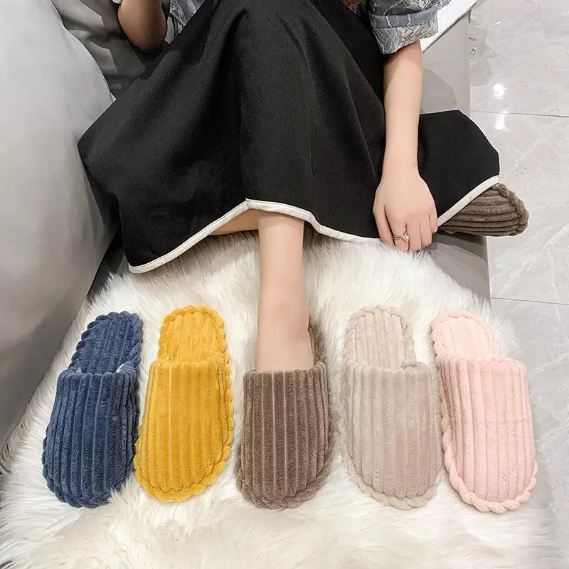 Shoes Woman 2022 Massage Slippers Candy Colors Low Fur Flip Flops Flock Winter Footwear Cover Toe Luxury Slides House Soft Plush
Shoes Woman 2022 Massage Slippers Candy Colors Low Fur Flip Flops Flock Winter Footwear Cover Toe Luxury Slides House Soft Plush