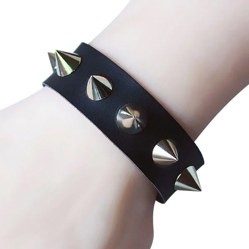 Punk Rock One-row Spike Rivet PU Leather Bracelets Bangles Unique Pointed Bracelet Fashion Jewelry Cuff Wristband For Men Women
Punk Rock One-row Spike Rivet PU Leather Bracelets Bangles Unique Pointed Bracelet Fashion Jewelry Cuff Wristband For Men Women