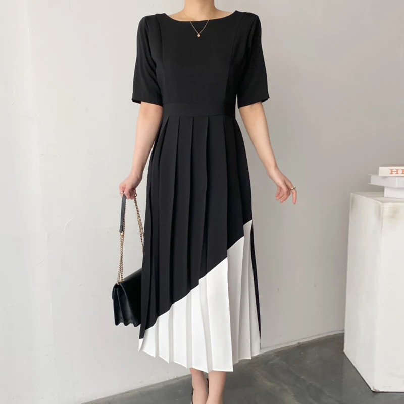 Korean Chic Summer Sweet Japanese Women Dresses Vintage Elegant O Neck Short Sleeve Dress 2022 New Pleated Patchwork Dress
Korean Chic Summer Sweet Japanese Women Dresses Vintage Elegant O Neck Short Sleeve Dress 2022 New Pleated Patchwork Dress