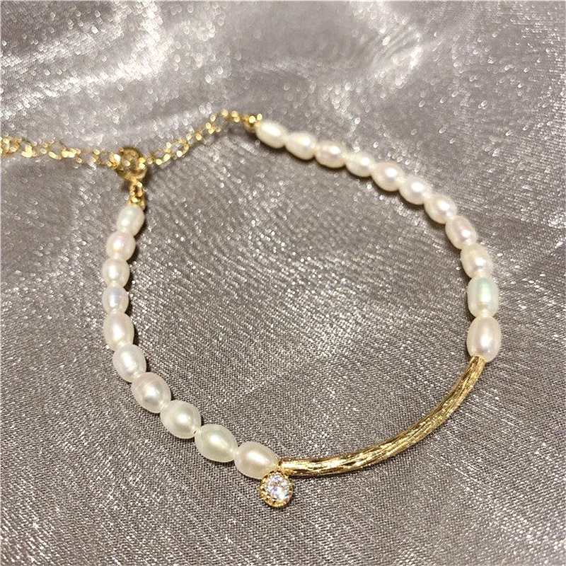 Freshwater pearl patchwork bracelet version boudoir bracelet rice pearl temperament shu cool wind fashion bracelet
Freshwater pearl patchwork bracelet version boudoir bracelet rice pearl temperament shu cool wind fashion bracelet