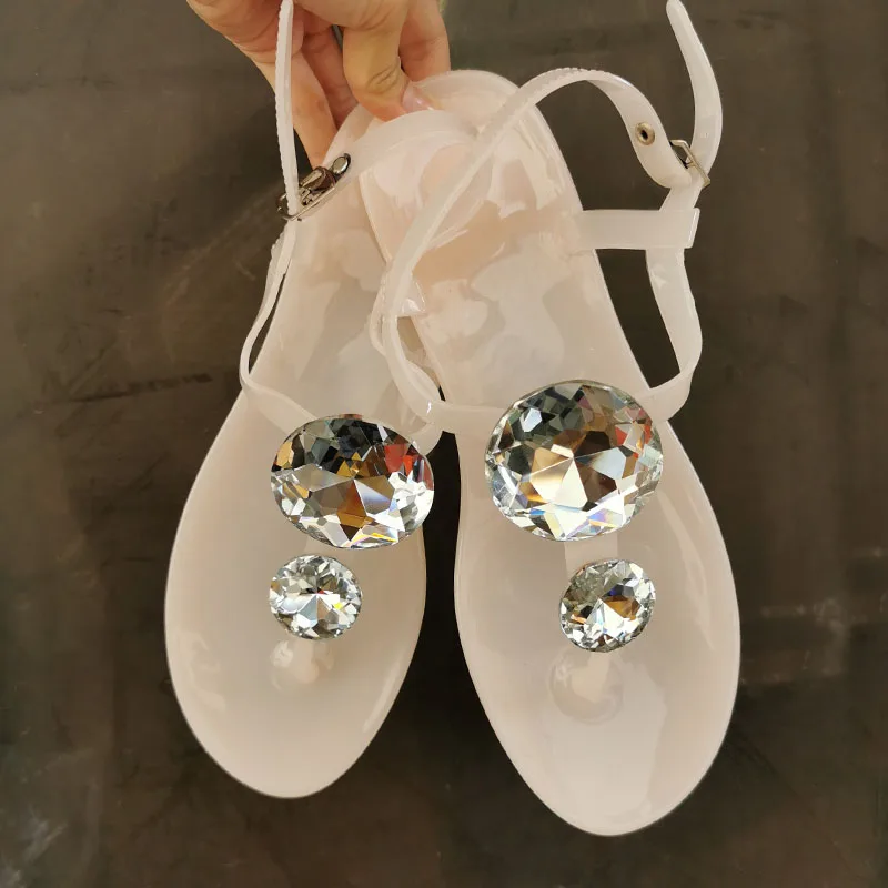 Lager Size Woman's Sandals Summer Flat Shoes Women Explosion Diamond Jelly Shoes Female Sandals Fashion Transparent Beach Sandal 
Lager Size Woman's Sandals Summer Flat Shoes Women Explosion Diamond Jelly Shoes Female Sandals Fashion Transparent Beach Sandal