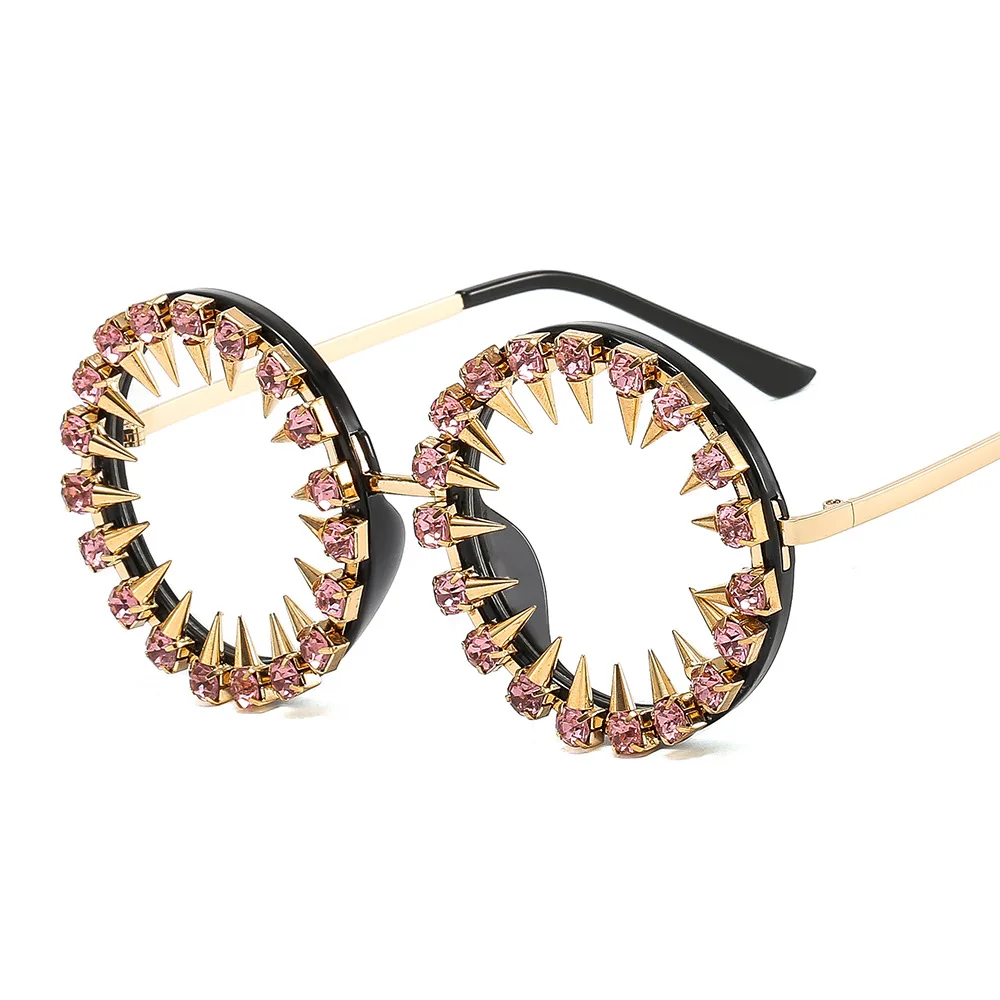 Handmade Sunglasses Vintage Round Frame Rhinestone Glasses Metal Rivet Exaggerated and Personalized Glasses Women's Sunglasses
Handmade Sunglasses Vintage Round Frame Rhinestone Glasses Metal Rivet Exaggerated and Personalized Glasses Women's Sunglasses