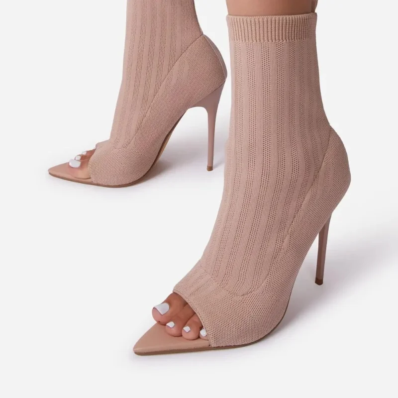 2022 high-heeled shoes fashion sexy peep-toe gladiator shoes for the wedding party fall shoes for women
2022 high-heeled shoes fashion sexy peep-toe gladiator shoes for the wedding party fall shoes for women