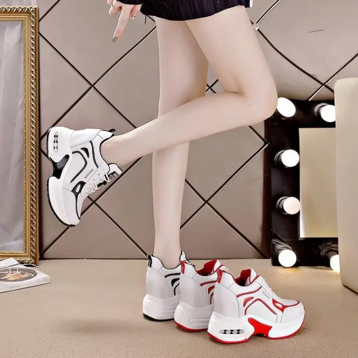 White Women Shoes New Chunky Sneakers For Women Lace-Up White Vulcanize Shoes Casual Fashion Dad Shoes Platform Sneakers Basket
White Women Shoes New Chunky Sneakers For Women Lace-Up White Vulcanize Shoes Casual Fashion Dad Shoes Platform Sneakers Basket