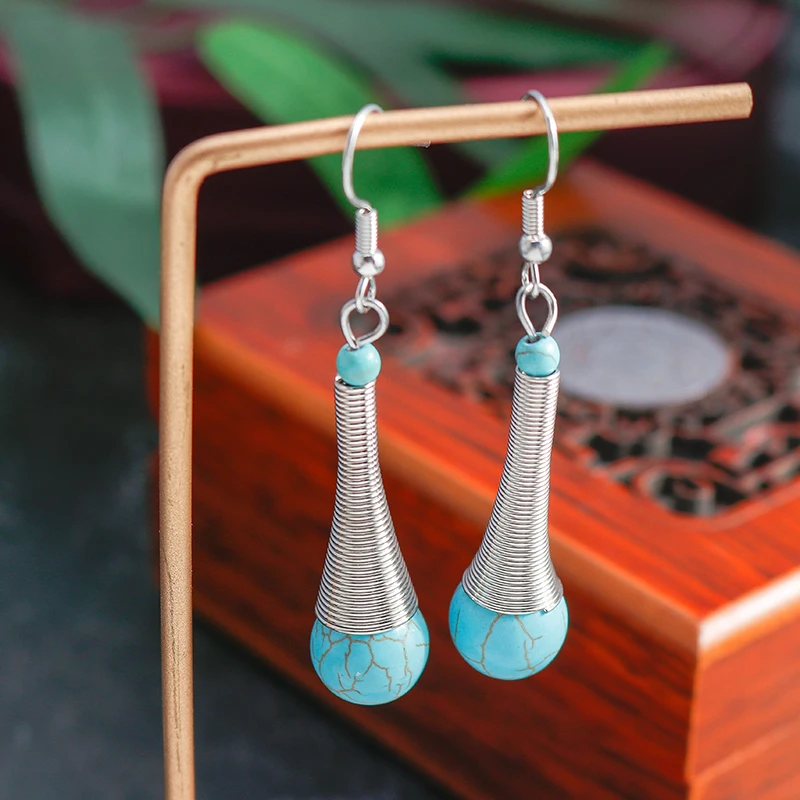 Vintage Long Bohemian Dangle Earrings for Women Multi Layer Alloy Natural Stone Microphone Shaped Earrings Jewelry Party Gifts
Vintage Long Bohemian Dangle Earrings for Women Multi Layer Alloy Natural Stone Microphone Shaped Earrings Jewelry Party Gifts