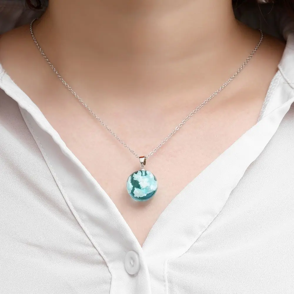 Temperament Transparent Round Ball Choker Korean Style Jewelry Accessories Creative Necklace Luminous Clavicle Chain
Temperament Transparent Round Ball Choker Korean Style Jewelry Accessories Creative Necklace Luminous Clavicle Chain
