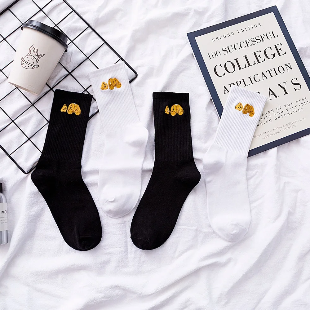 Couple Black and White Sports Socks Versatile Cuthead Bear Unisex Men's and Women's Fashion Socks Hot Sale In South Korea
Couple Black and White Sports Socks Versatile Cuthead Bear Unisex Men's and Women's Fashion Socks Hot Sale In South Korea