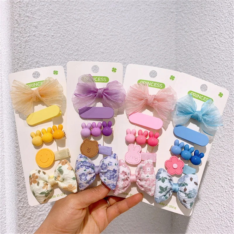 2023 Cute Cartoon Rabbit Bow Hairpins Set Children Baby Girls Hair Clips Pin Barrettes Accessories Hairclip Headdress Headwear 
2023 Cute Cartoon Rabbit Bow Hairpins Set Children Baby Girls Hair Clips Pin Barrettes Accessories Hairclip Headdress Headwear