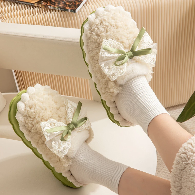 Women Sweet Flats Fur Slippers Bow Platform Warm Shoes Trend Winter 2023 New Home Flip Flops Short Plush Cotton Fad Mujer Boots
Women Sweet Flats Fur Slippers Bow Platform Warm Shoes Trend Winter 2023 New Home Flip Flops Short Plush Cotton Fad Mujer Boots