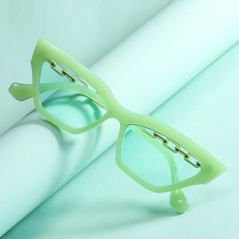 Солнцезащитные очки «кошачий глаз» женские, небольшие зеркальные солнечные аксессуары в стиле ретро, в квадратной оправе, с градиентом, в с...
Солнцезащитные очки «кошачий глаз» женские, небольшие зеркальные солнечные аксессуары в стиле ретро, в квадратной оправе, с градиентом, в с...