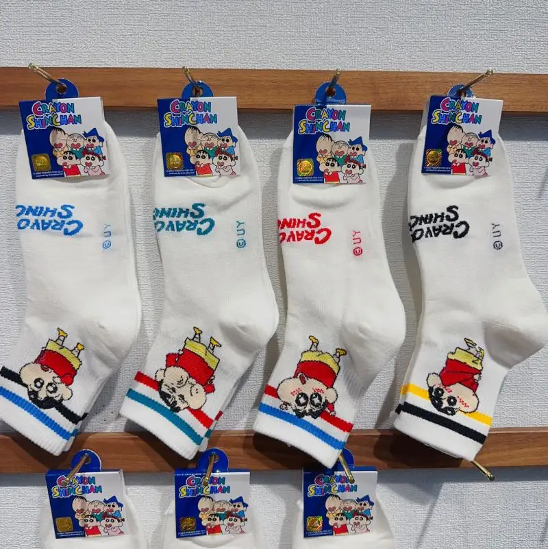 Crayon Shin Chan аниме мультфильм милые повседневные универсальные средние носки женские носки парные носки Студенческие Носки для кампуса
Crayon Shin Chan аниме мультфильм милые повседневные универсальные средние носки женские носки парные носки Студенческие Носки для кампуса