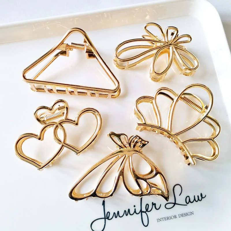 Simple Metal Hair Clip Woman Fashion Hollow Butterfly Heart Grab Shark Hair Claws Clamp Ponytail Girls Hair Accessories
Simple Metal Hair Clip Woman Fashion Hollow Butterfly Heart Grab Shark Hair Claws Clamp Ponytail Girls Hair Accessories