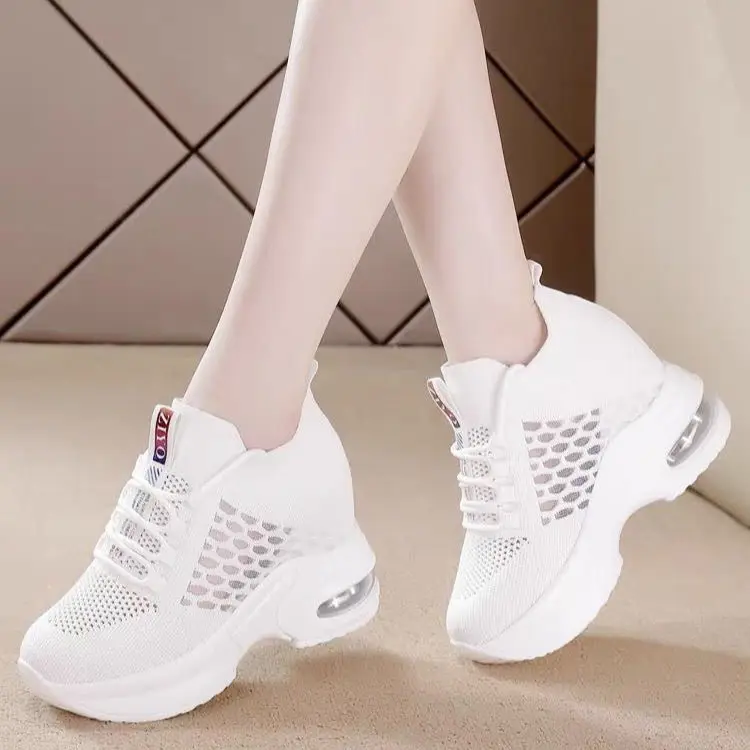 2022 Women Shoes Sneakers Round Toe Thick Bottom Platform Shoes Lace Up Fashion Sneakers Vulcanized Shoes woman sneakers
2022 Women Shoes Sneakers Round Toe Thick Bottom Platform Shoes Lace Up Fashion Sneakers Vulcanized Shoes woman sneakers
