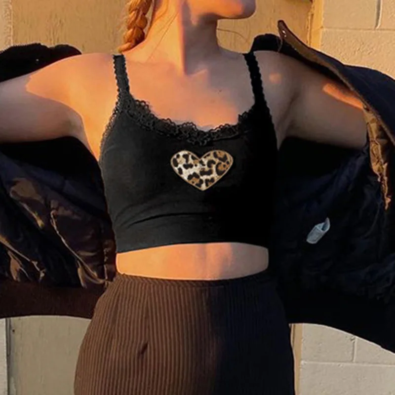 Black Sexy Tank Tops Women Vintage Y2k Patchwork Leopard Print Crop Tops 2021 Summer New Fashion Street Indie Sleeveless T Shirt
Black Sexy Tank Tops Women Vintage Y2k Patchwork Leopard Print Crop Tops 2021 Summer New Fashion Street Indie Sleeveless T Shirt