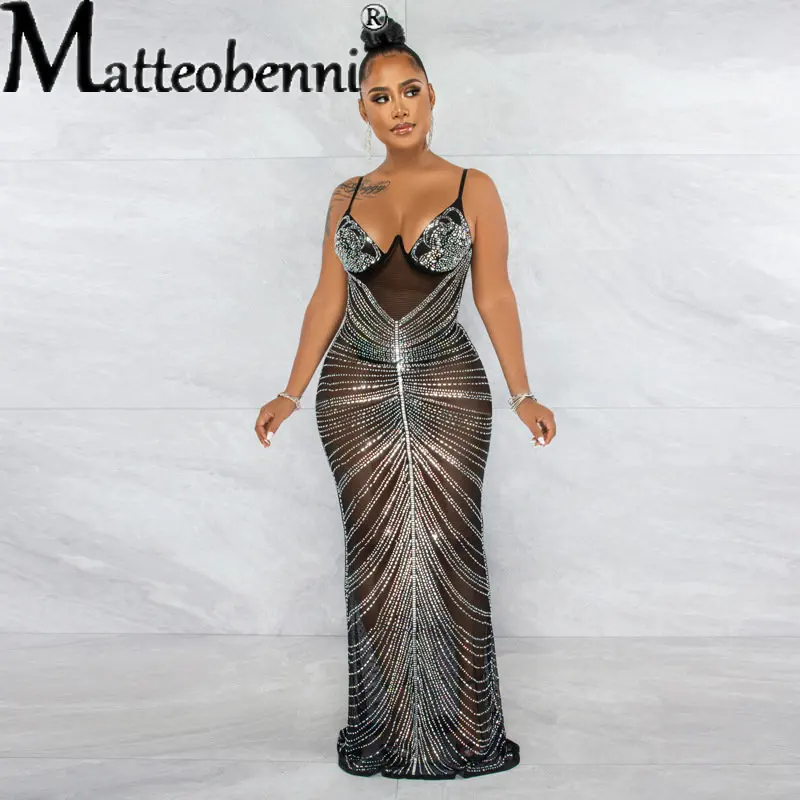 Novelty Chic Design Dress Solid Diamond Spaghetti Strap Sexy Night Party Maxi Dress Vestidos Women Perspective Long Dress
Novelty Chic Design Dress Solid Diamond Spaghetti Strap Sexy Night Party Maxi Dress Vestidos Women Perspective Long Dress