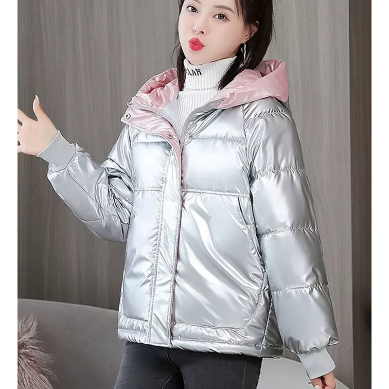 Новинка, зимняя блестящая женская куртка Miss из хлопка с потертостями, свободная верхняя одежда из хлопка на молнии с карманами MidLlength
Новинка, зимняя блестящая женская куртка Miss из хлопка с потертостями, свободная верхняя одежда из хлопка на молнии с карманами MidLlength