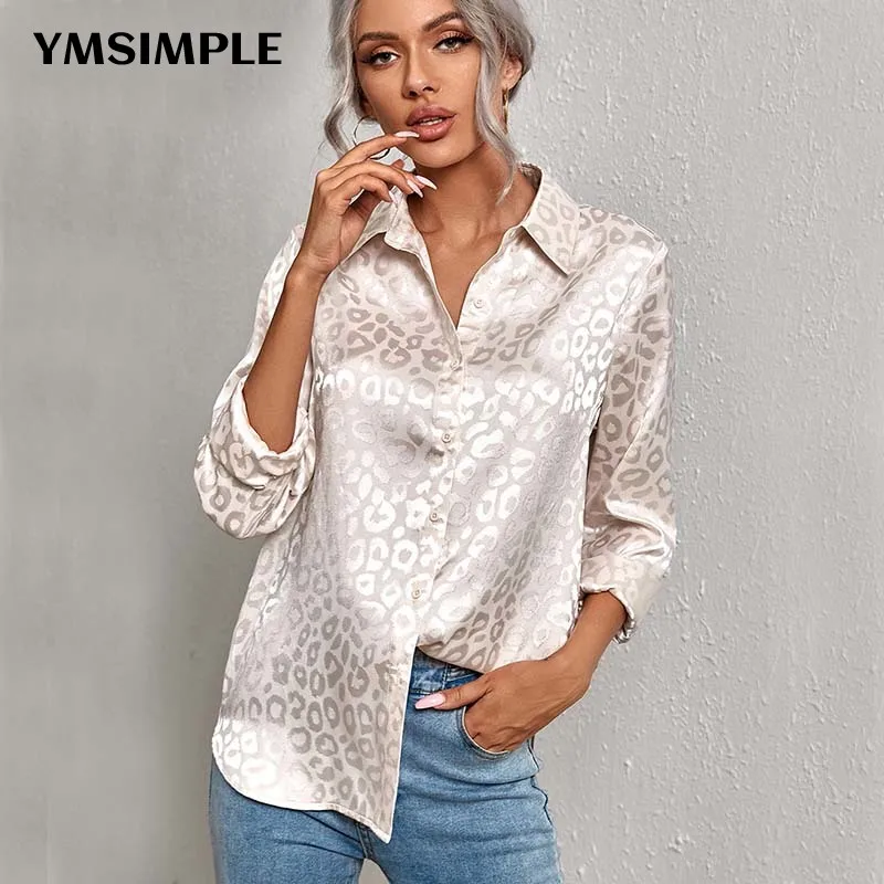 New Fashion 2022 Spring Summer Turn Down Collar Leopard Pattern Printed Tops Blouses Shirt Elegant Office Lady Satin Shirts 
New Fashion 2022 Spring Summer Turn Down Collar Leopard Pattern Printed Tops Blouses Shirt Elegant Office Lady Satin Shirts