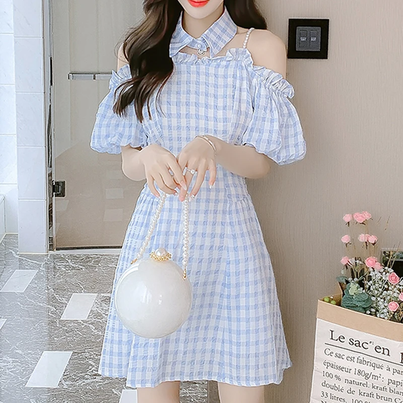 Korean Version Of The Splicing Word Collar Plaid Pattern Short-Sleeved Summer Women'S New Fashion French Sweet High Waist Dress
Korean Version Of The Splicing Word Collar Plaid Pattern Short-Sleeved Summer Women'S New Fashion French Sweet High Waist Dress