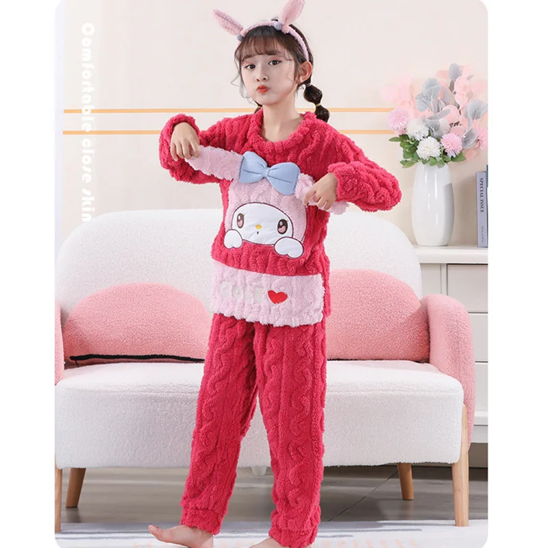 Детская зимняя одежда Cinnamorol Sanrio Mymelody пижамы для мальчиков и девочек кавайная мультяшная свободная утепленная коралловый бархат Главная Од...
Детская зимняя одежда Cinnamorol Sanrio Mymelody пижамы для мальчиков и девочек кавайная мультяшная свободная утепленная коралловый бархат Главная Од...