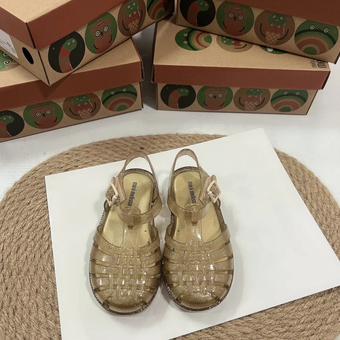 Детские плетеные сандалии Melissa 2022, модные детские сандалии-желе с прорезями, пляжная обувь на мягкой подошве для мальчиков и девочек с арома...
Детские плетеные сандалии Melissa 2022, модные детские сандалии-желе с прорезями, пляжная обувь на мягкой подошве для мальчиков и девочек с арома...