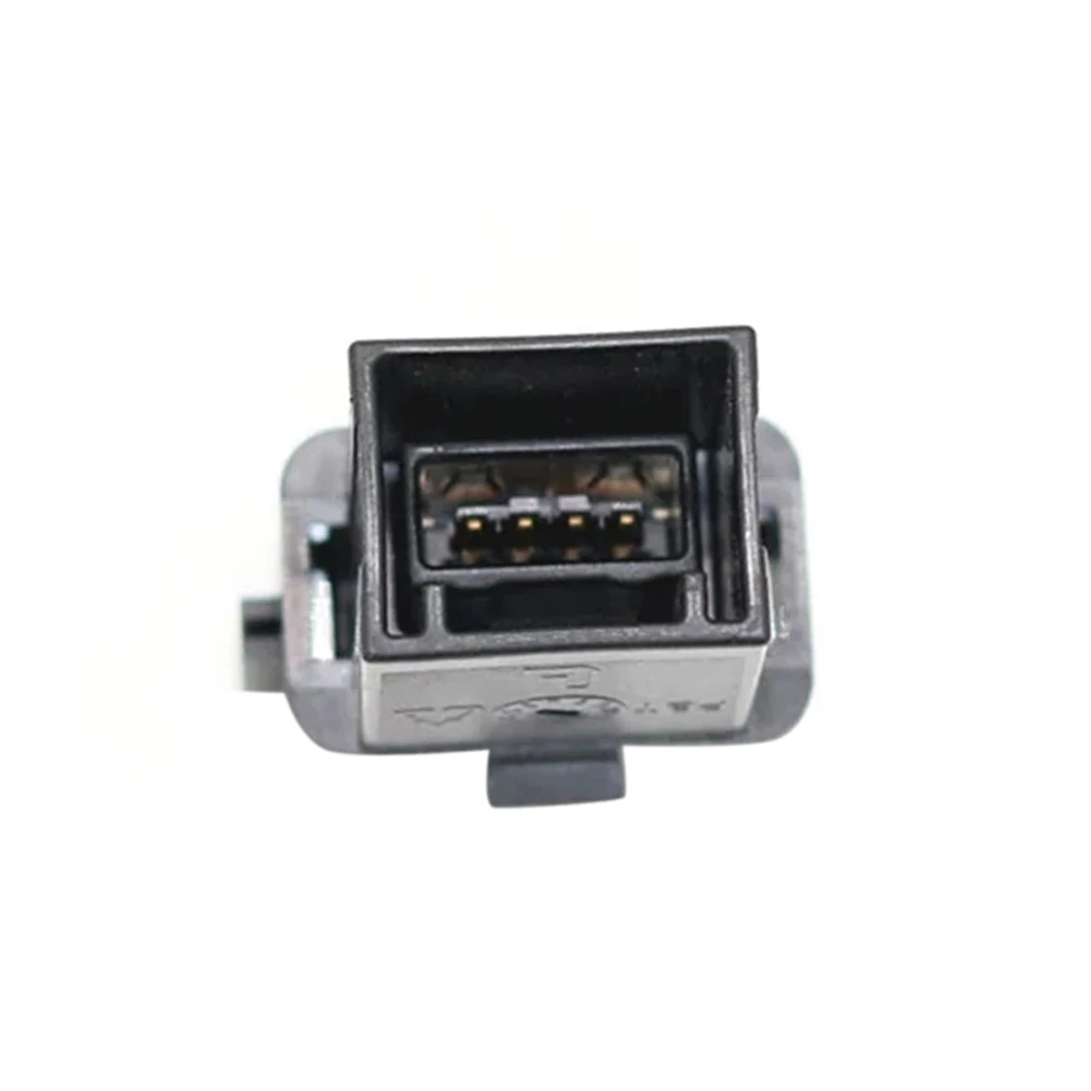 100% Brand New USB Interface Socket 30775252 Auto Direct Replacement Car Socket For Volvo S80 S60 XC60 S40 C30
100% Brand New USB Interface Socket 30775252 Auto Direct Replacement Car Socket For Volvo S80 S60 XC60 S40 C30