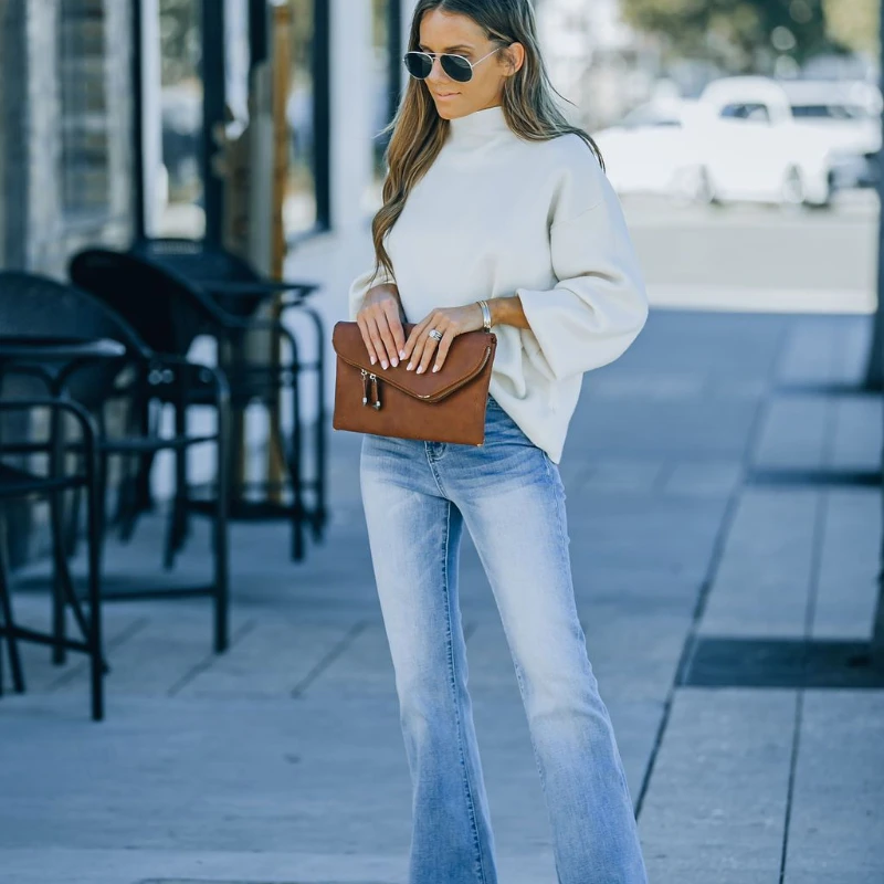 2023 Autumn And Winter New Temperament Commuter Stretch Denim Solid Color Micro Flared Pants High Waist Women's Jeans
2023 Autumn And Winter New Temperament Commuter Stretch Denim Solid Color Micro Flared Pants High Waist Women's Jeans