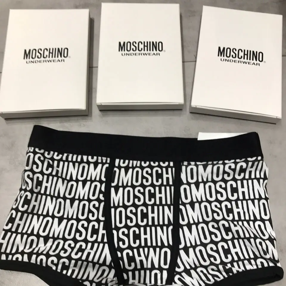 Love MOSCHINO Men's Underwear Antibacterial Underpants Pure Cotton Men Boxer Shorts Moisture Absorbent Elastic Male Panties
Love MOSCHINO Men's Underwear Antibacterial Underpants Pure Cotton Men Boxer Shorts Moisture Absorbent Elastic Male Panties