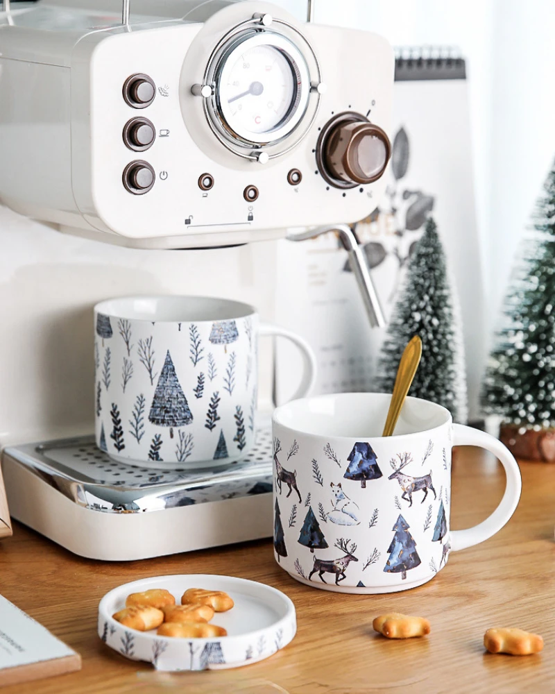 Christmas Mug Ceramic Cup Large Capacity Water Cup With Lid Home Creative Office Coffee Cup
Christmas Mug Ceramic Cup Large Capacity Water Cup With Lid Home Creative Office Coffee Cup