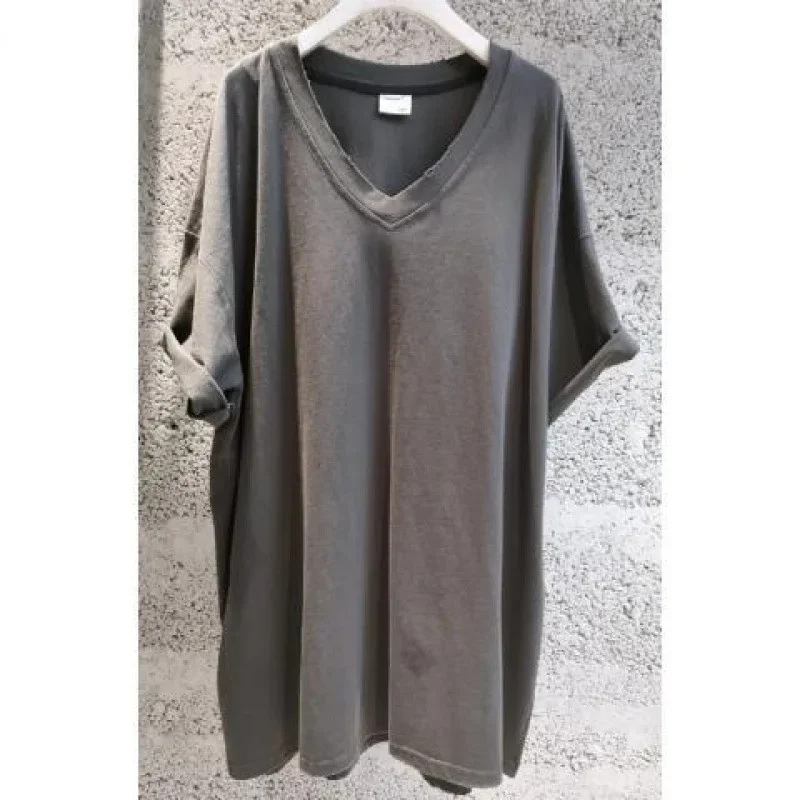 Cotton Korean version color V-neck worn t-skirt fat m loose large t-shirt Gray22
Cotton Korean version color V-neck worn t-skirt fat m loose large t-shirt Gray22