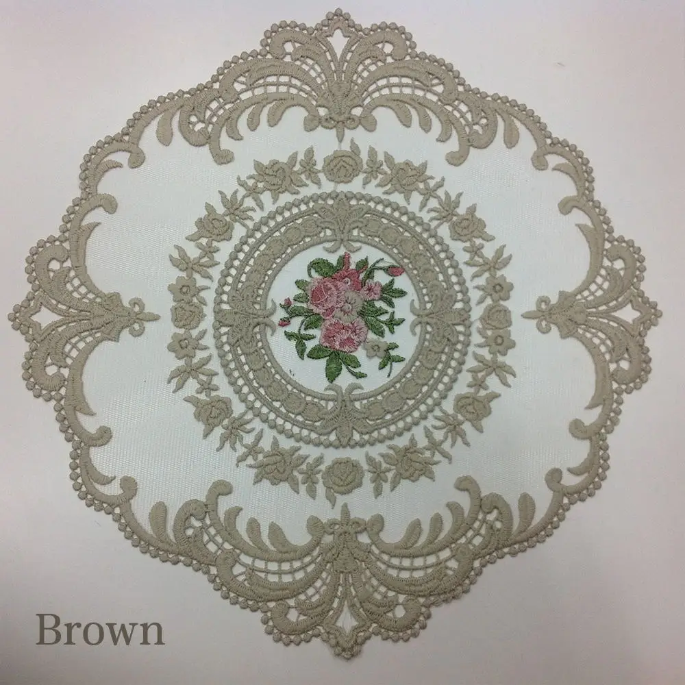 Ретро кружевная скатерть из полиэстера
Ретро кружевная скатерть из полиэстера