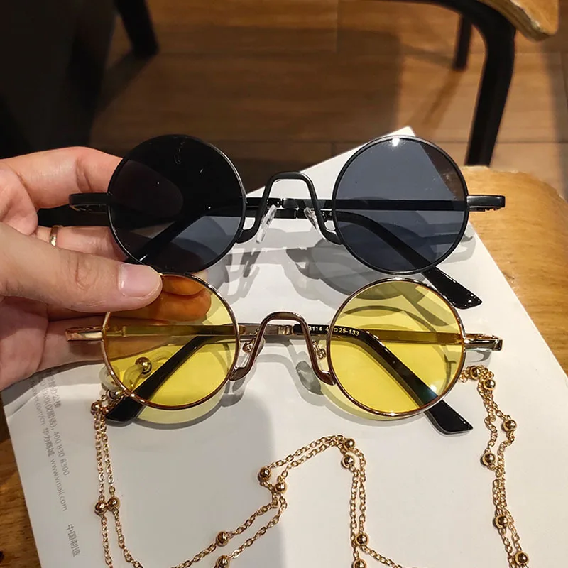 

Солнцезащитные очки в винтажном стиле UV400 для мужчин и женщин, аксессуар от солнца, в круглой металлической оправе, с цепочкой, в стиле панк, ретро