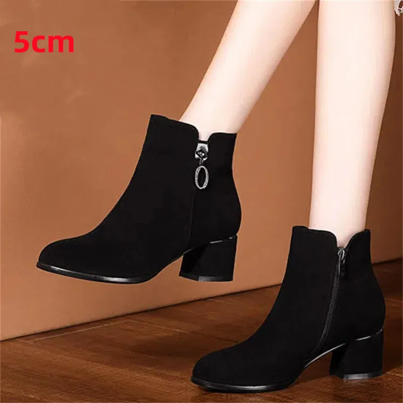 Women Casual Sweet High Quality Black Suede Comfort High Heel Boots Lady Fashion Spring & Autumn Boots Botas Femininas E792
Women Casual Sweet High Quality Black Suede Comfort High Heel Boots Lady Fashion Spring & Autumn Boots Botas Femininas E792