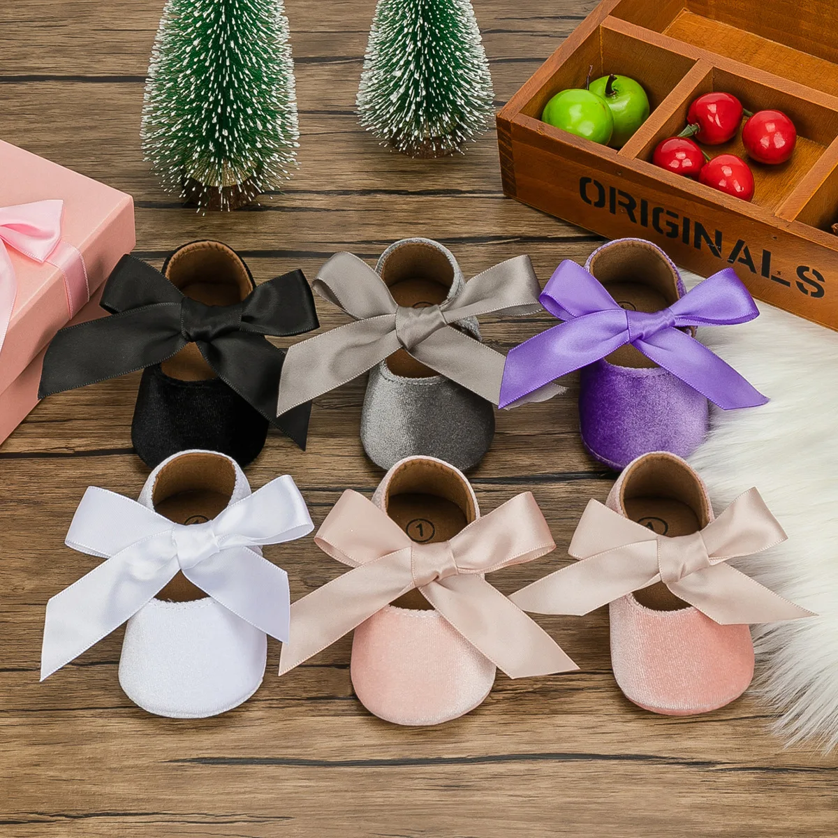 Newborn Baby Girls Shoes First Walker Princess Bowknot Ribbon Dress Velour Shoes Anti-slip Rubber Sole Toddler Crib Shoe
Newborn Baby Girls Shoes First Walker Princess Bowknot Ribbon Dress Velour Shoes Anti-slip Rubber Sole Toddler Crib Shoe