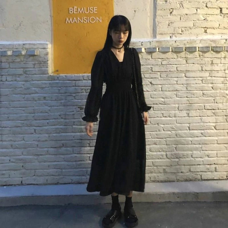 Dress Women Autumn Chic Simple Elegant Puff Sleeve Vintage Black Ladies Streetwear Party Daily V-neck Female Clothing Vestidos
Dress Women Autumn Chic Simple Elegant Puff Sleeve Vintage Black Ladies Streetwear Party Daily V-neck Female Clothing Vestidos