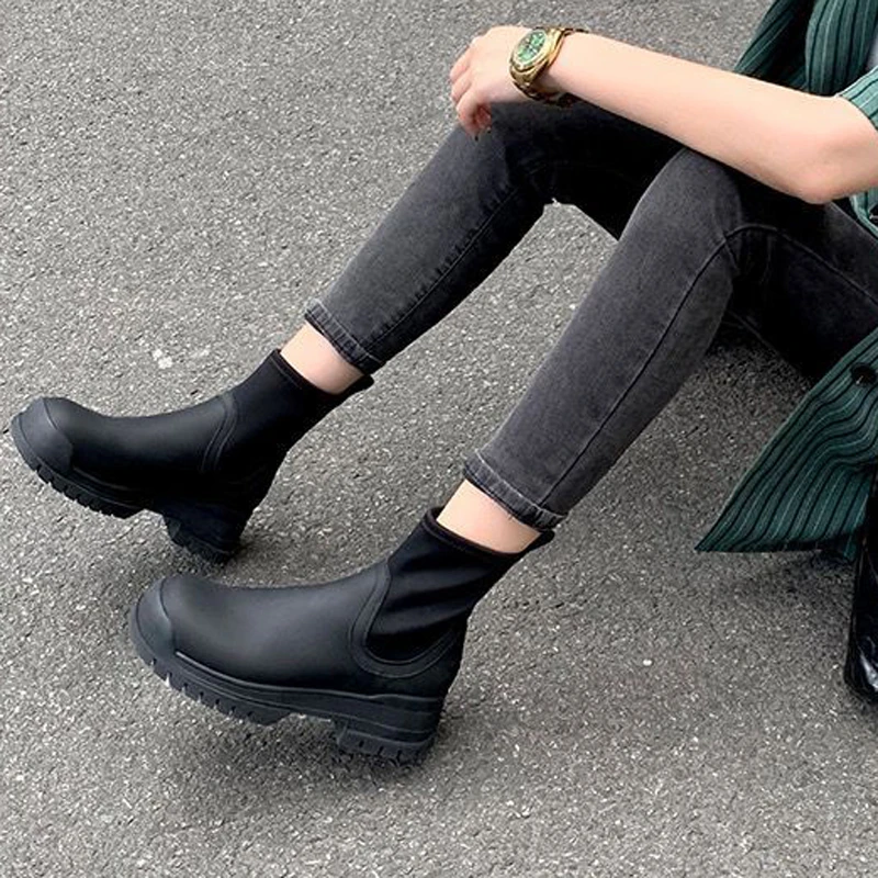 New Ankle Boots Women Shoes Thick Bottom Platform Shoes Slip On Chunky Short Boots Brand Designer Square High Heels BV Boots
New Ankle Boots Women Shoes Thick Bottom Platform Shoes Slip On Chunky Short Boots Brand Designer Square High Heels BV Boots