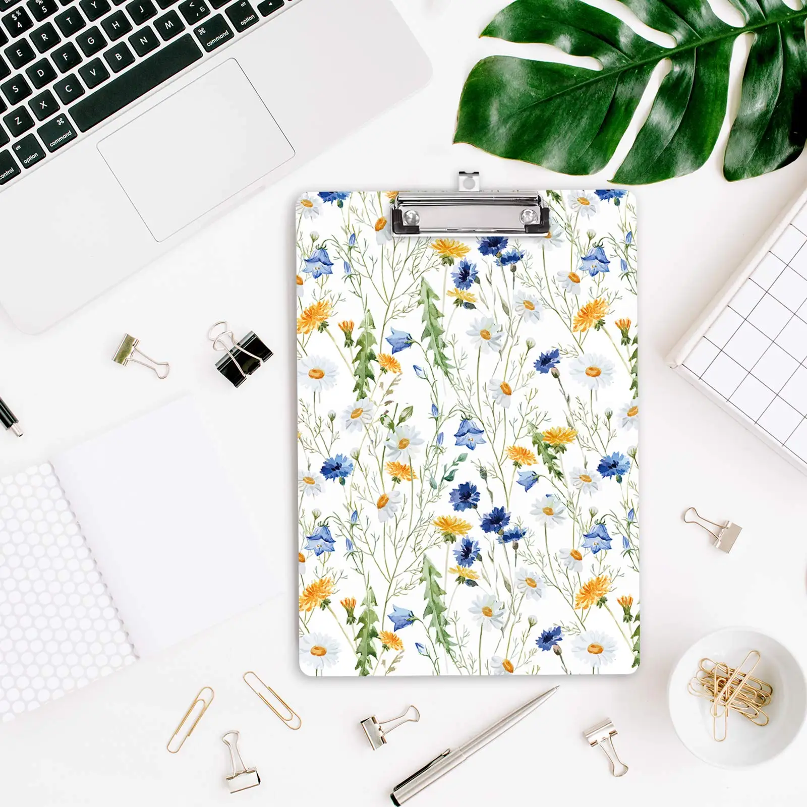A4 Colorful Flower Pattern Acrylic Clipboard Decorative Plywood Office Plastic Clipboard Children's School Supplies Gift Giving
A4 Colorful Flower Pattern Acrylic Clipboard Decorative Plywood Office Plastic Clipboard Children's School Supplies Gift Giving
