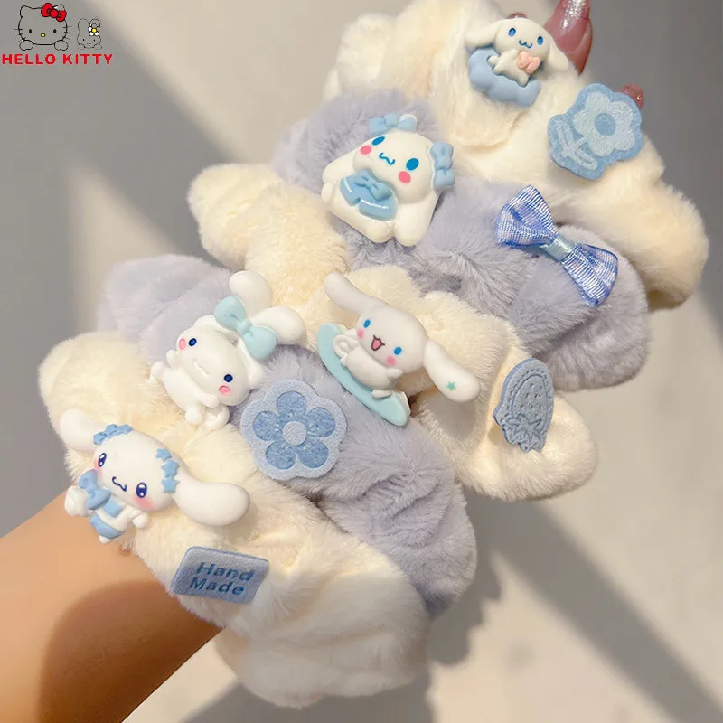 Kawaii Sanrio Plush Hair Ring Cartoon My Melody Kuromi Plushie Bow Headband Sanrio Accessories for Girls Headrope Girl Ornament
Kawaii Sanrio Plush Hair Ring Cartoon My Melody Kuromi Plushie Bow Headband Sanrio Accessories for Girls Headrope Girl Ornament