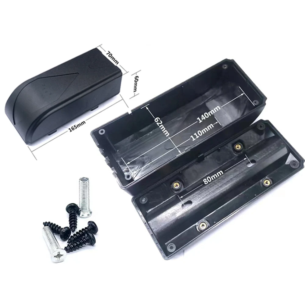 Controller Box Bike Controller Box 180g/200g/250 ABS Black L:200x100x80mm M:200x80x70mm S:165x70x60mm Brand New
Controller Box Bike Controller Box 180g/200g/250 ABS Black L:200x100x80mm M:200x80x70mm S:165x70x60mm Brand New