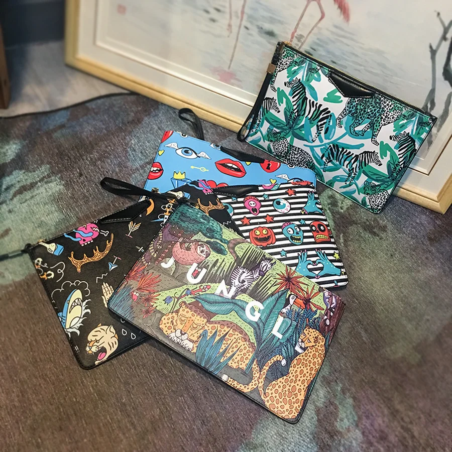 Fashion Plants Print Clutch Bags for Women Bag Personality Leather Contrast Color Street Wrist Bag Couple Casual IPad Bags
Fashion Plants Print Clutch Bags for Women Bag Personality Leather Contrast Color Street Wrist Bag Couple Casual IPad Bags