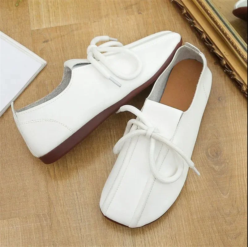 Women Classic Round Toe Soft Patent Leather Spring Slip on Flat Loafers Lady Casusl Spring Summer Black Work Hotel Shoes E599
Women Classic Round Toe Soft Patent Leather Spring Slip on Flat Loafers Lady Casusl Spring Summer Black Work Hotel Shoes E599