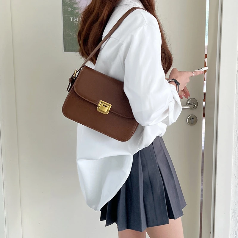 Small square underarm Handbags 2022 New Design mobile bag fashion all-match shoulder messenger Women's bags trend Kpop Crossbody
Small square underarm Handbags 2022 New Design mobile bag fashion all-match shoulder messenger Women's bags trend Kpop Crossbody